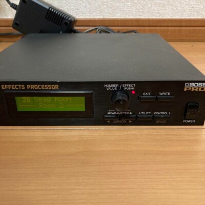 極美品】BOSS スーパーエフェクトプロセッサー SE-70 エフェクター 極