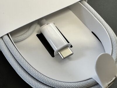 Apple USB-C to MagSafe 3 Power Cable for MacBook Pro - White, 2m