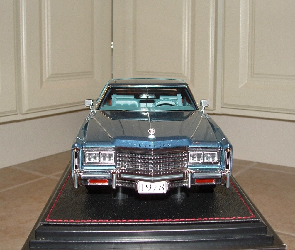 1:18 Stamp 1978 Cadillac Eldorado Biarritz Mediterranean Blue *New