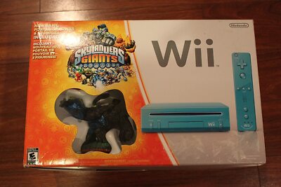 Nintendo Wii Skylanders Giants Bundle 512MB Blue Console