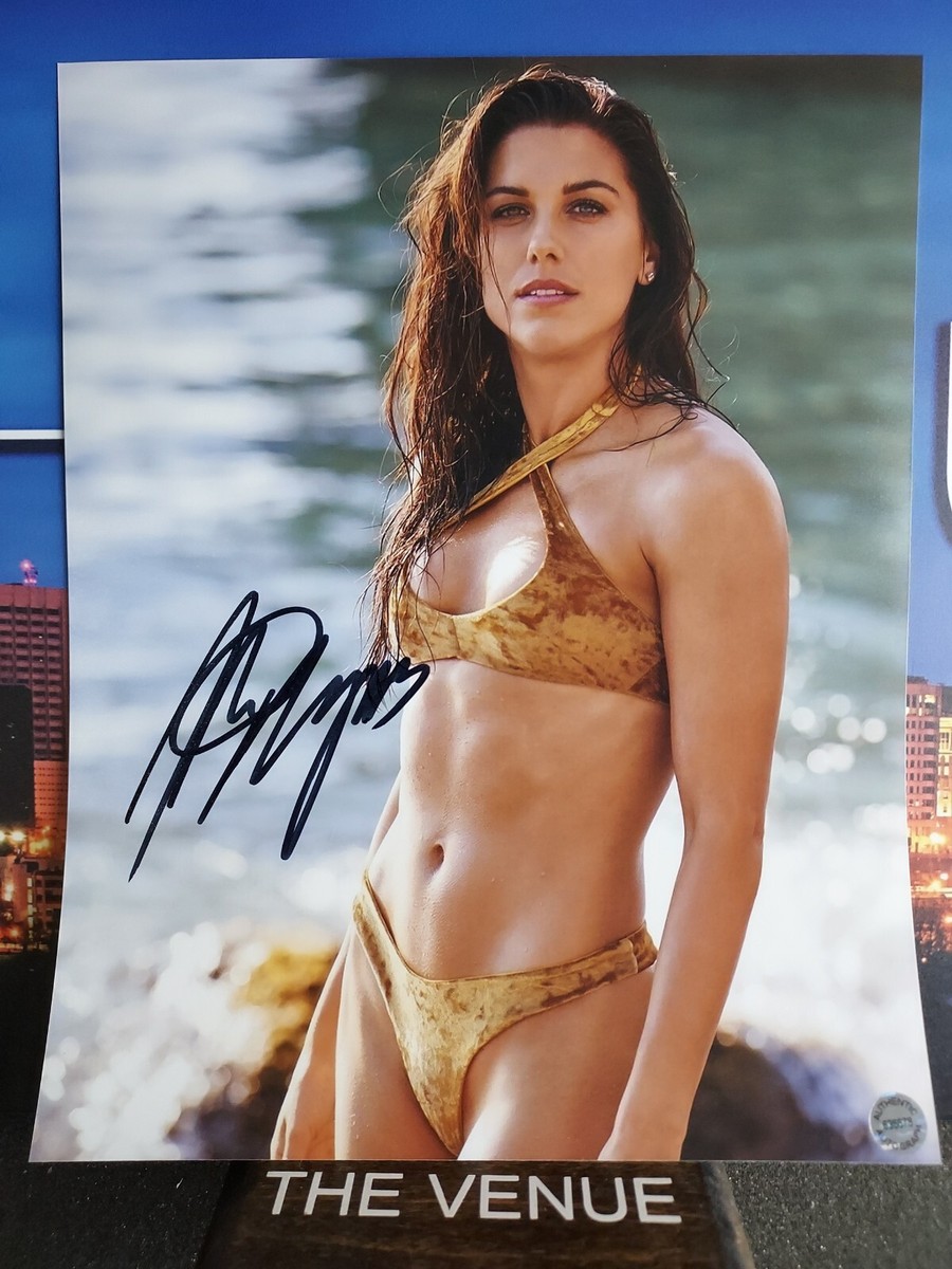 Alex Morgan (US Soccer) signed Autographed 8x10 photo - AUTO COA