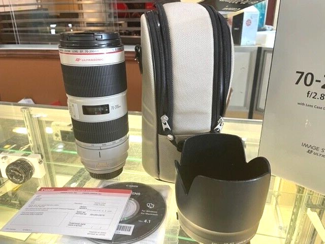 CANON EF 70-200mm F2.8 L IS II USM complete original retail box