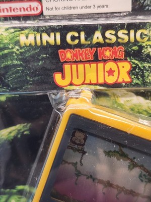 Nintendo Mini Classics -- Donkey Kong Junior (LCD games