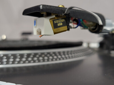 Vintage 1990's Numark TT-1910 Direct Turntable w/Stanton 500