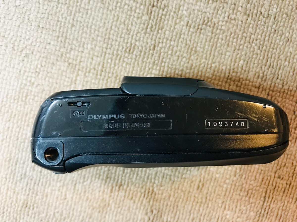 OLYMPUS μ [mju:] Zoom Panorama Black 35mm Point & Shoot Film