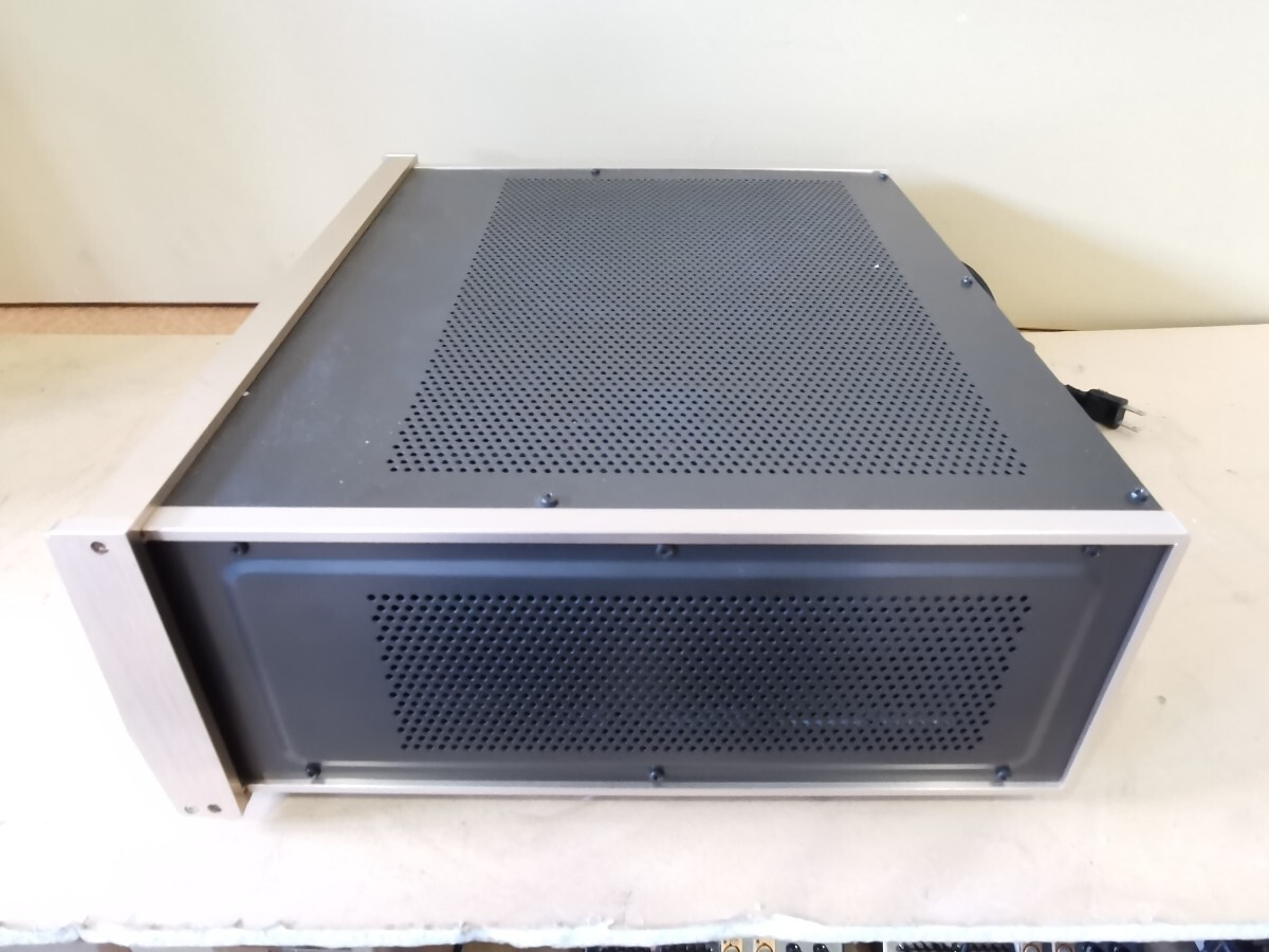 ACCUPHASE C-200X Stereo Control Center kensonic preamplifier