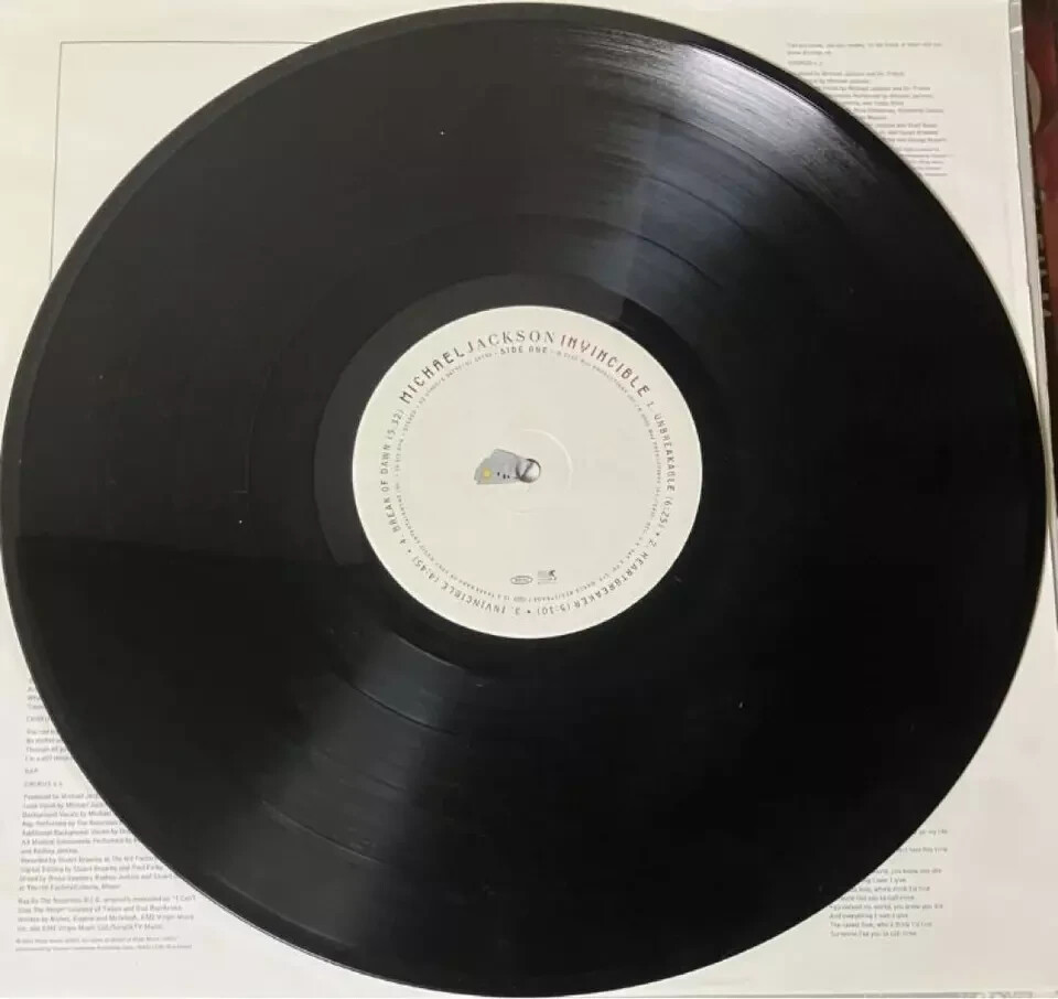 Michael Jackson Invincible 2LP 12 Vinyl 2001 US ORIGINAL Notorious