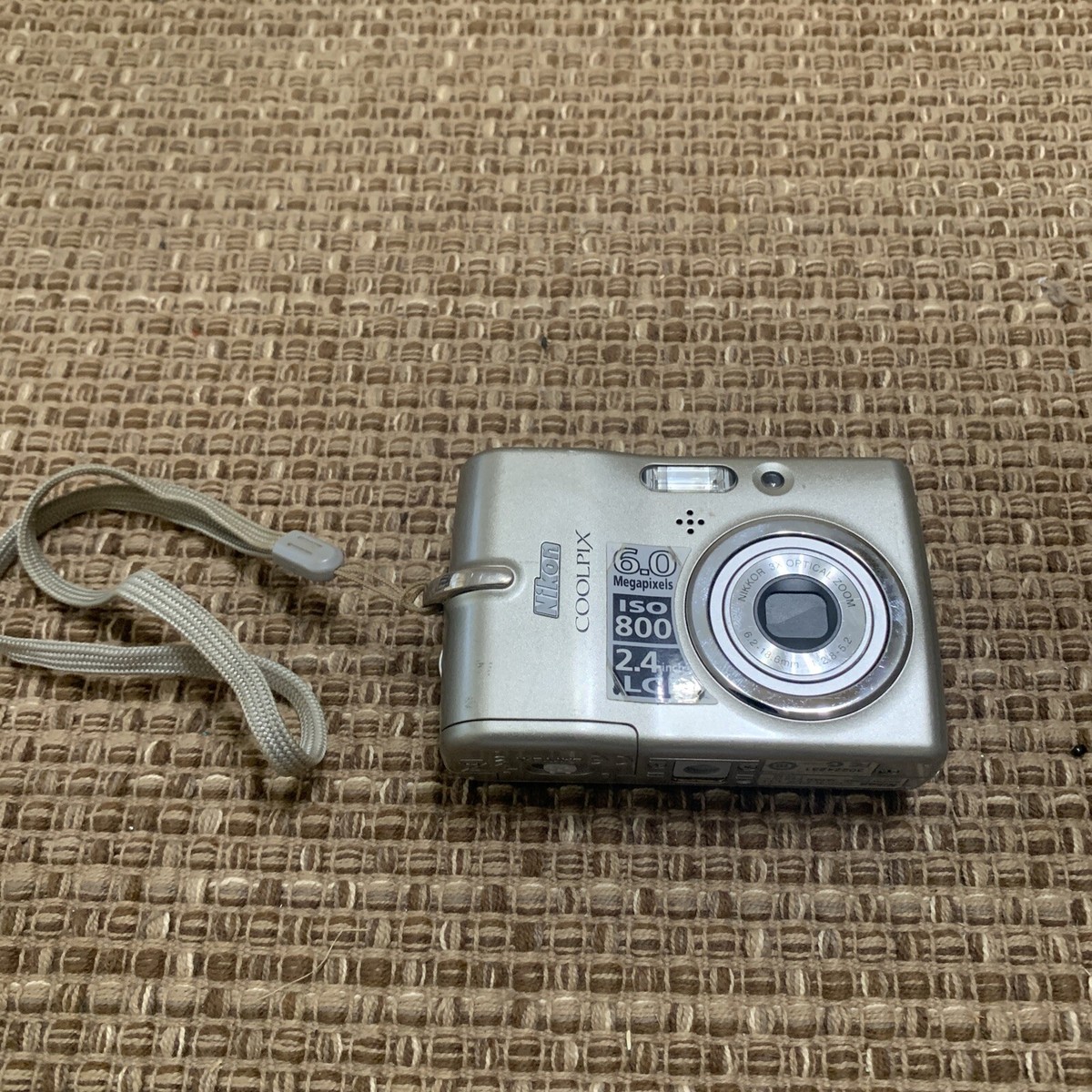 Nikon Coolpix L11 Digital Camera UnTested | eBay