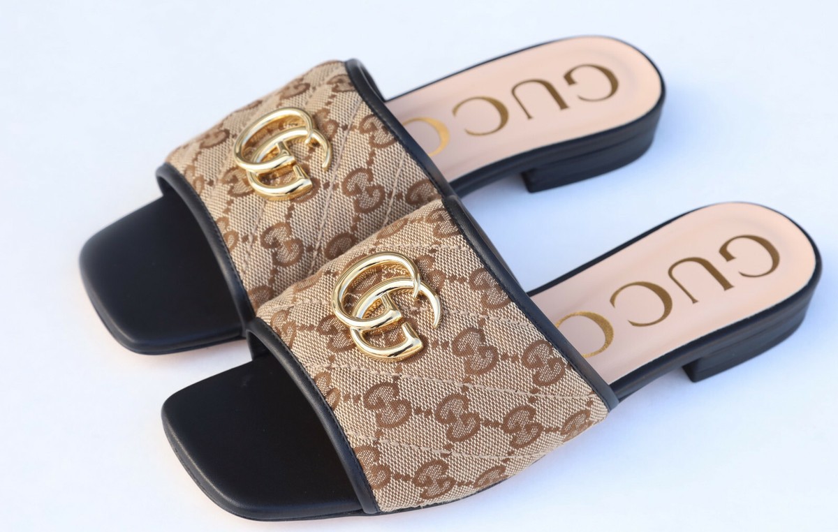 Gucci 619893 Women's GG Supreme Matelassé Canvas Slide Sandal EU