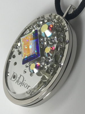 CHRISTIAN DIOR SWAROVSKI CRYSTAL CRISTAL BORÉAL LIP GLOSS NECKLACE