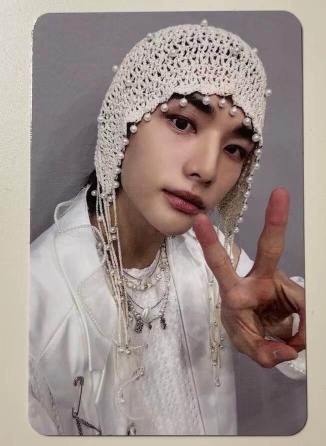 Stray Kids [ Ate ] Album Hyunjin Genuine Collection Official