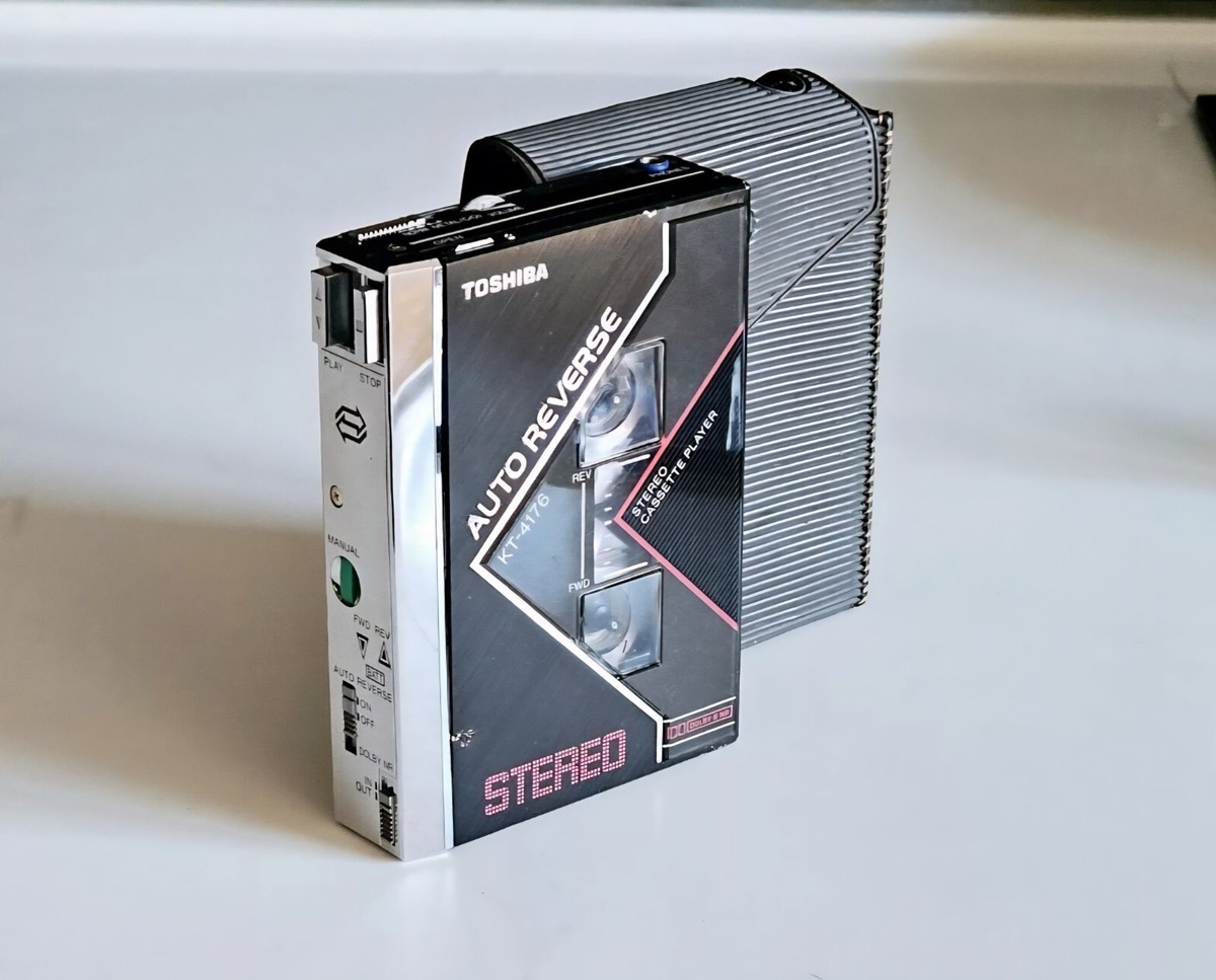 Super rare Toshiba Walkman KT-4176 Cassette Player Compact Sized