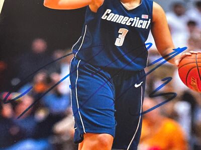 WNBA Diana Taurasi サイン入り写真 Diana Taurasi Signed 8x10 Photo