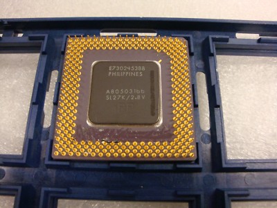 VINTAGE Intel Pentium MMX 166 A80503166 SL27K SL239 Socket 7