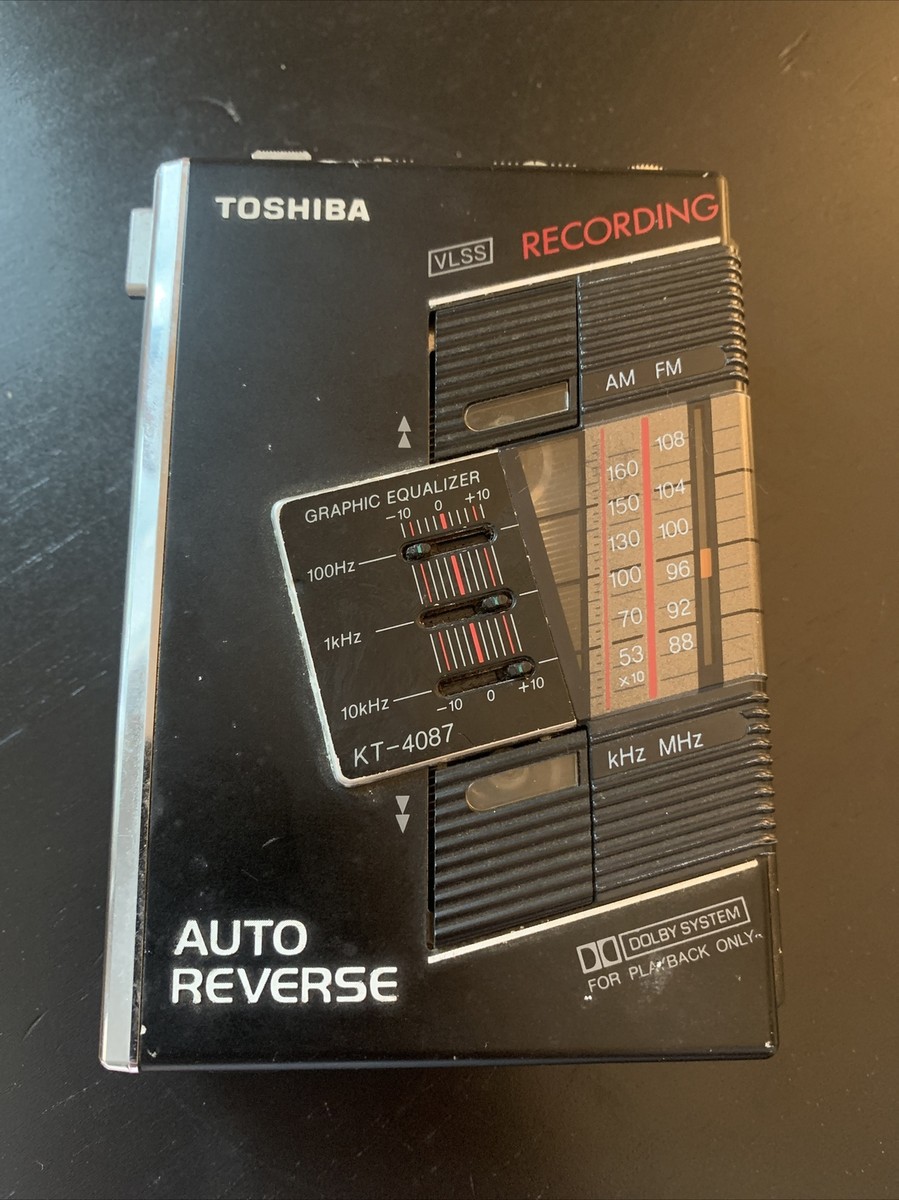 Toshiba KT-4087 Portable Cassette Player AM/FM Radio Vintage See