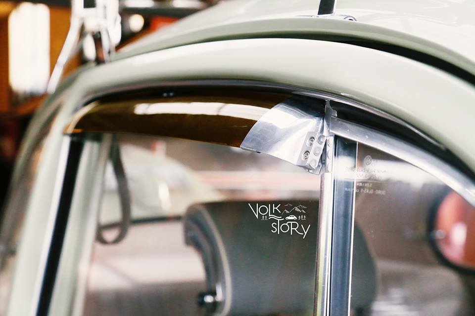 VW CLASSIC BEETLE 1965-79 WINDOW VENT SHADES RAIN VISOR GUARD