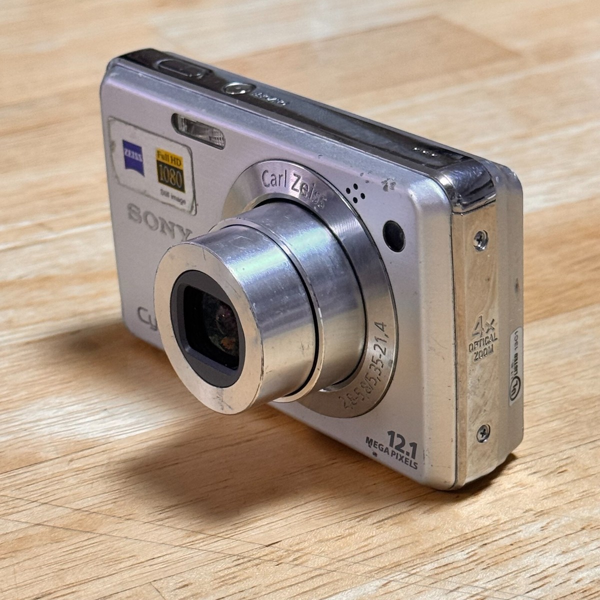 Excellent] SONY Digital Camera DSC-W220 Silver Cyber-Shot Zeiss