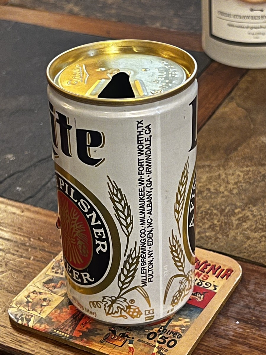Vintage collectible Miller Lite aluminum pull tab 12oz beer can