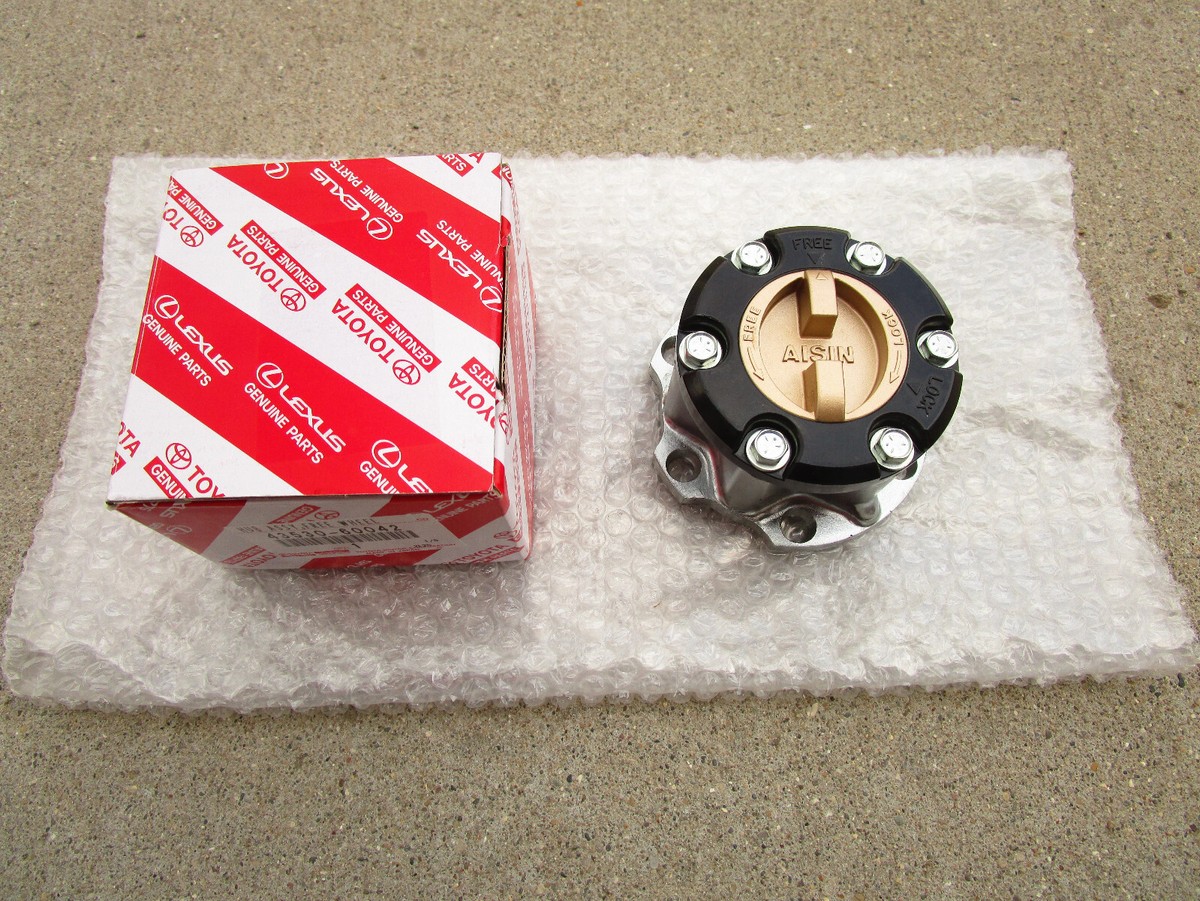 97 - 04 TOYOTA LAND CRUISER FZJ75 FREE WHEEL MANUAL LOCKING HUB