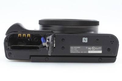 Sony Cyber-Shot RX100 II 20.2 MP 3.6x Zoom DSC-RX100M2 Digital