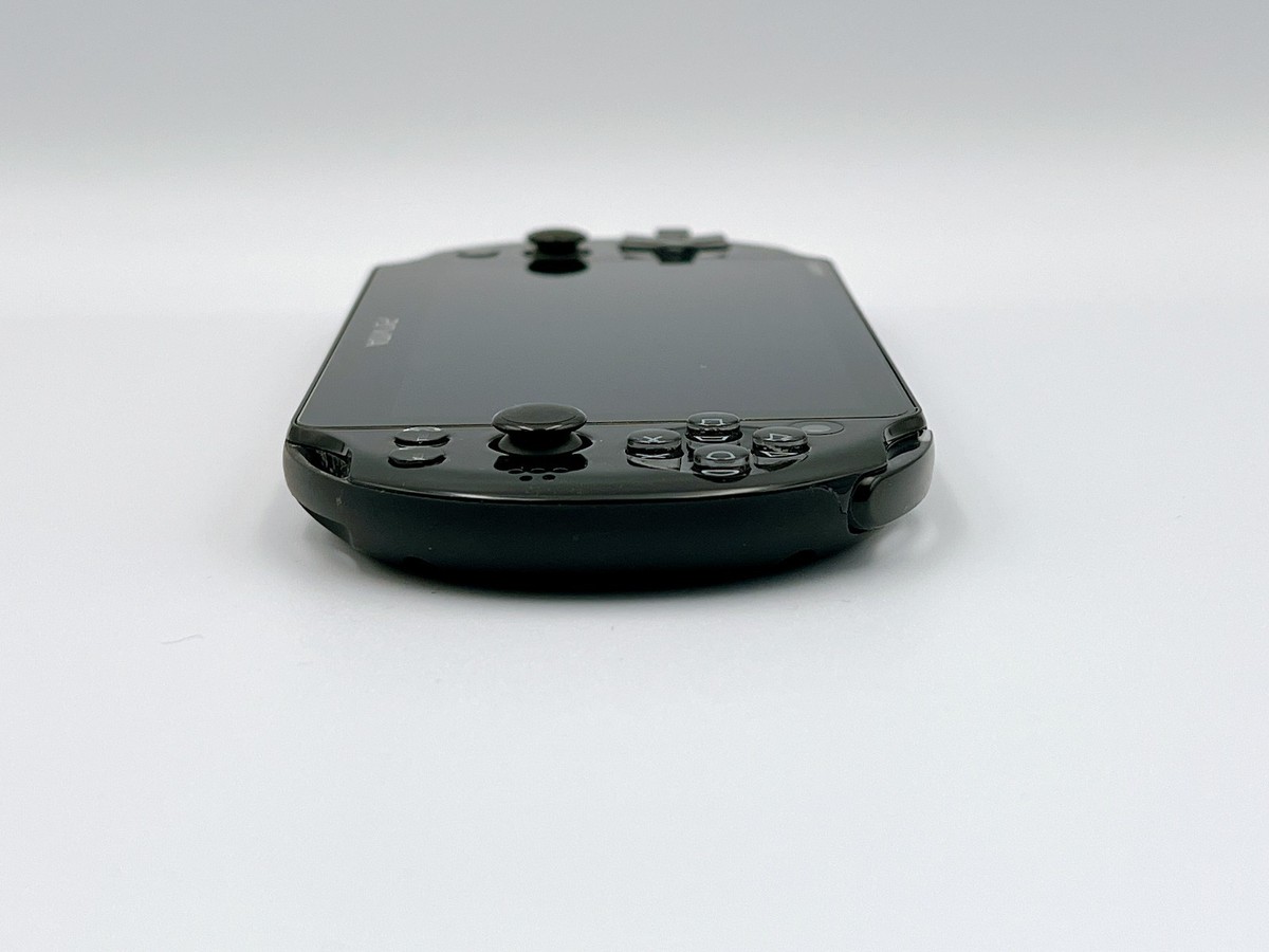 Sony PlayStation PS Vita PCH-2000 ZA11 console japan Boxed 16GB