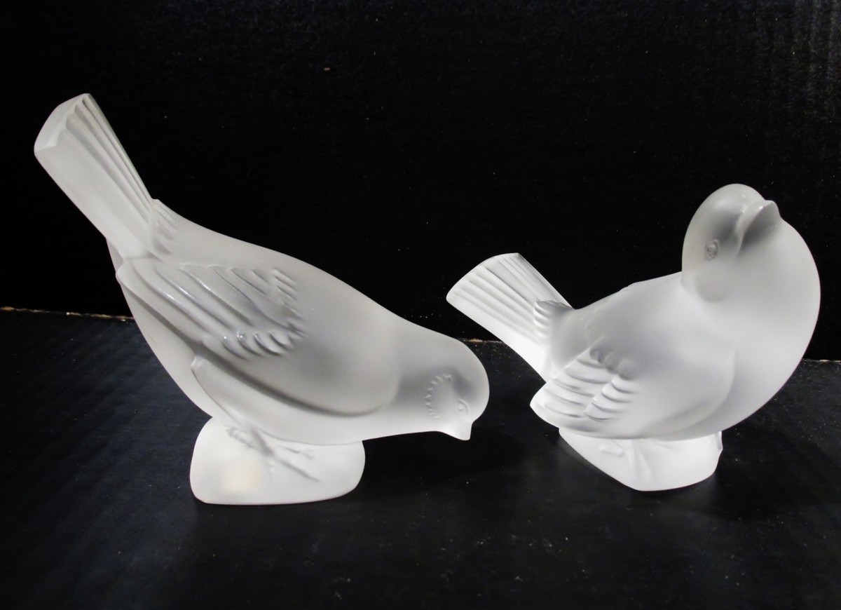 Pair LALIQUE Crystal France SPARROW Bird Paperweights MOINEAU