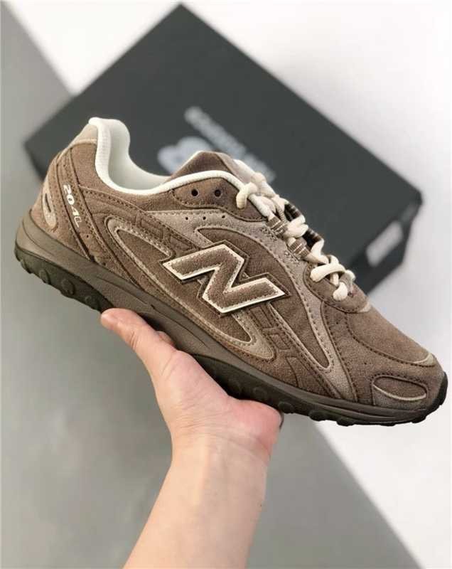 New Balance U204LMMAマッシュルーム／アリッドストーン 👟New Balance