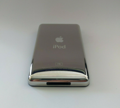 New Apple iPod Classic 7th Generation 512GB Silver - Latest Model