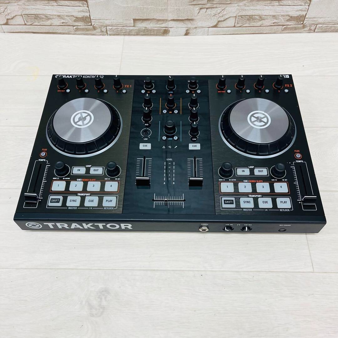 TRAKTOR KONTROL S2 MK2 DJコントローラー 箱付き TRAKTOR KONTROL S2