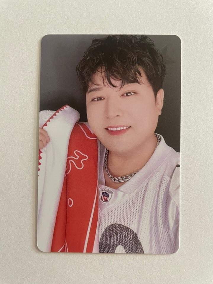 Super Junior 2024 Pink Christmas Photocard Random Pack | eBay