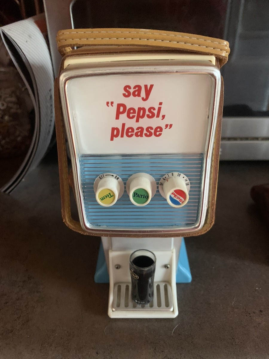 VINTAGE PEPSI DISPENSER TRANSISTOR RADIO WITH INSTRUCTIONS AND BOX