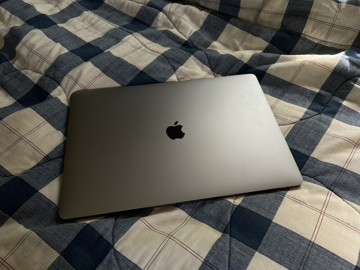 Apple MacBook Pro Touch Bar 16