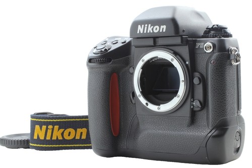 Nikon F5 35mm SLR AF Film Camera Black Body DP-30 from Japan [Very
