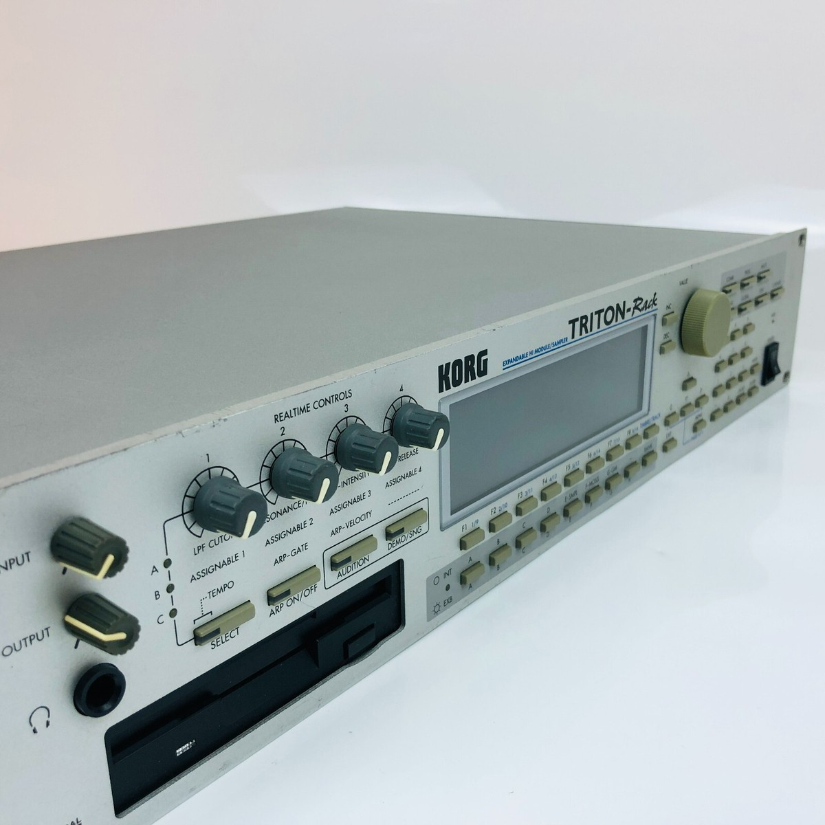 メンテナンス品】KORG TRITON-Rack+EXB3枚&SIMM48MB メンテナンス品