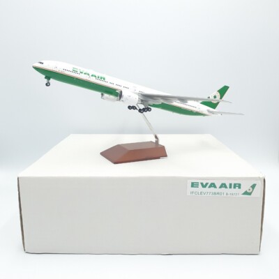 BOEING 777-300ER EVA AIR REG: B-16721 - INFLIGHT 200 IFCLEV773BR01