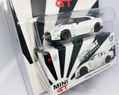 MINI GT LB Works Nissan GT-R Matte White #9 Toys“R”Us Japan