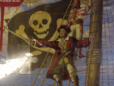 T.S. Shure Classic Handmade Quality Wood Box pirates of paradise 4