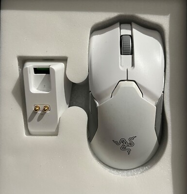 RAZER VIPER ULTIMATE White Wireless Gaming Mouse & RGB Charging