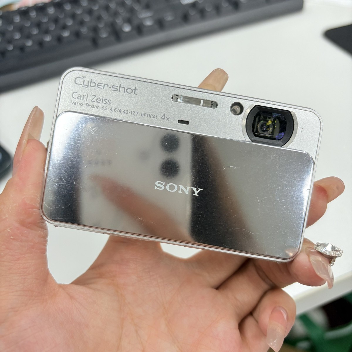 SONY Digital Camera DSC-T110 16.1MP Cyber Shot 4x Optical Zoom