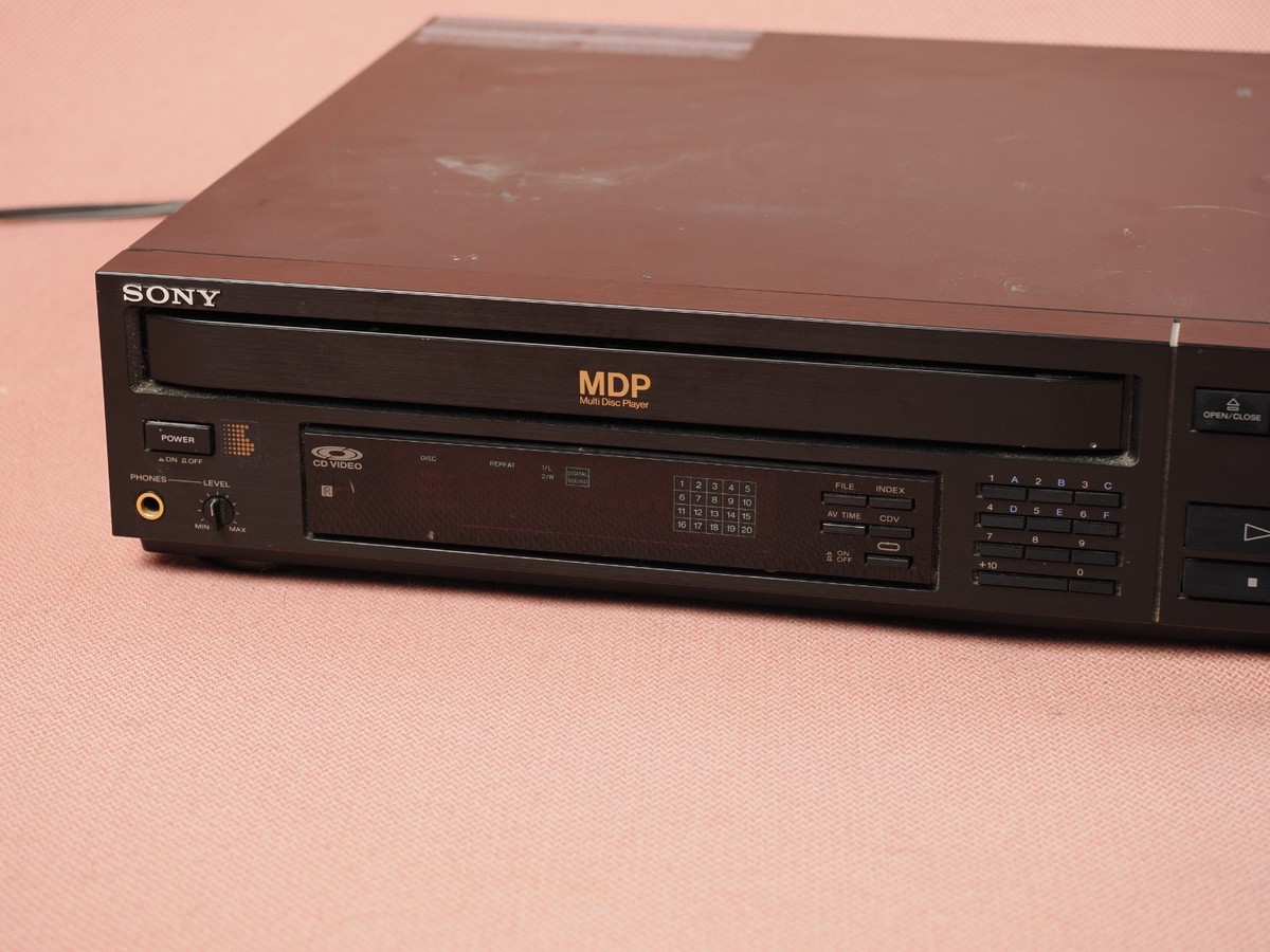 Sony MDP-210 CD CDV LD Laser Disc Player MDP For Parts or Repair