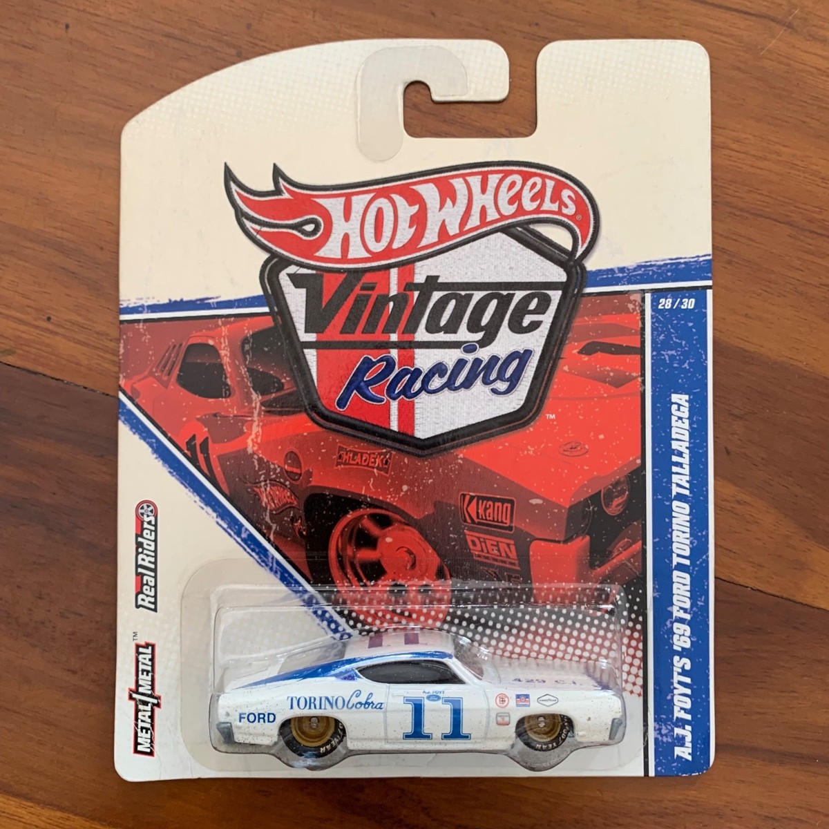 Hot Wheels Vintage Racing A.J. FOYT 's '69 Ford TORINO Talladega