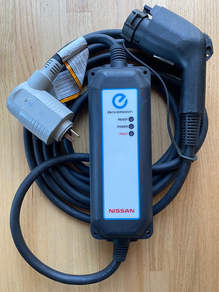2022 2023 Nissan Leaf EV Charger OEM 110V & 240V 30 AMPS 30a Level