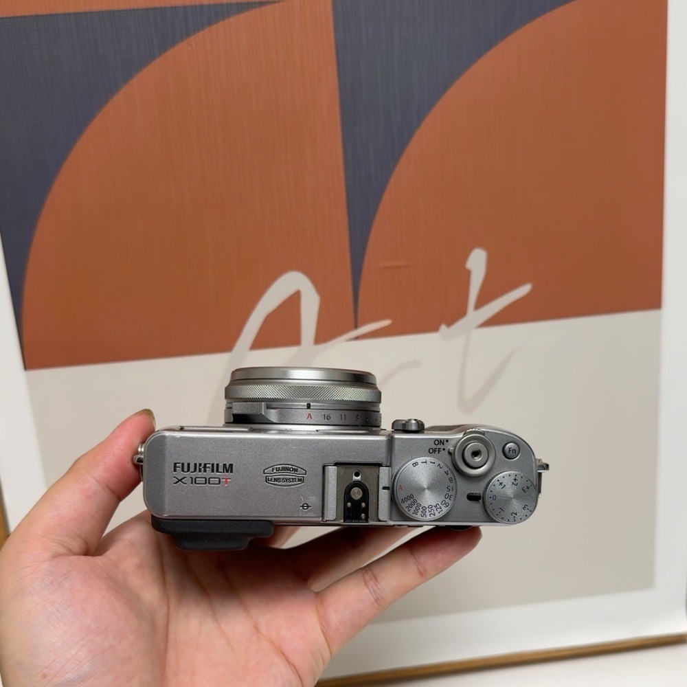 Fujifilm X100T Digital Camera with 23 mm f/2 Fixed Lens 16.3 MP