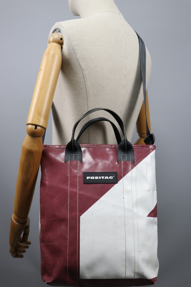 FREITAG F74 BOB Vintage White/Burgundy Used Pvc Crossbody Tote bag