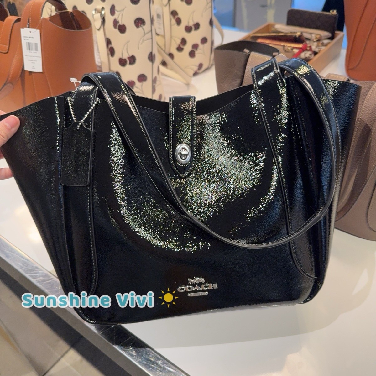 NWT Coach Hadley Turnlock Tote Shoulder Bag Black CCF05 Crinkle