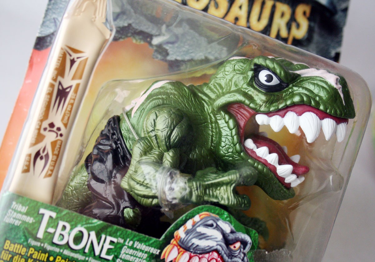 RARE VINTAGE 1997 EXTREME DINOSAURS T-BONE FIGURE MATEL NEW SEALED