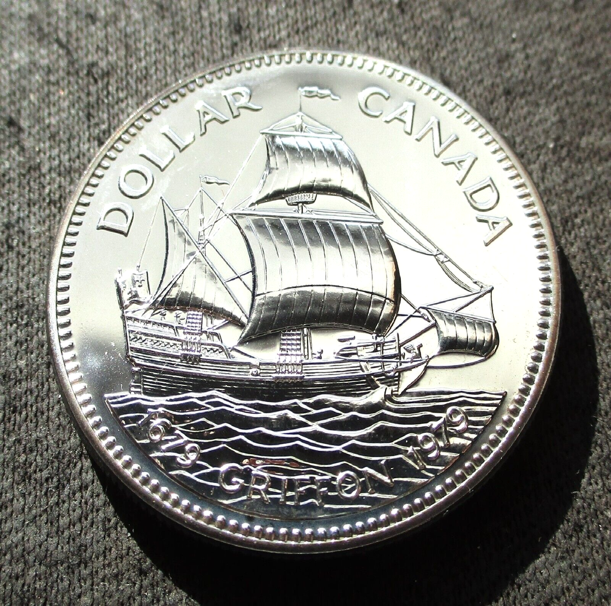 SILVER COMMEMORATIVE $1 1979 COIN CANADA QUEEN ELIZABETH II SAIL