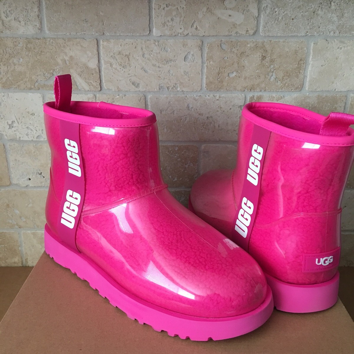 UGG CLASSIC CLEAR MINI ROCK ROSE PINK WATERPROOF ANKLE BOOT SIZE