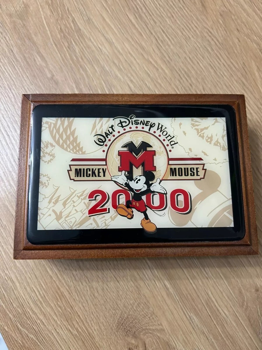 2000 Millennial Walt Disney World Commemorative Watch and box #318