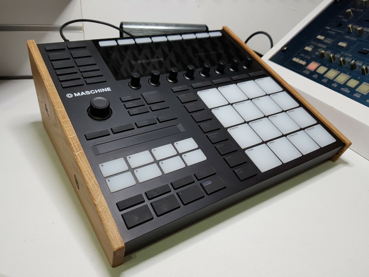 Maschine Mk3】箱あり オマケあり トランスファーIDあり MASCHINE MK3